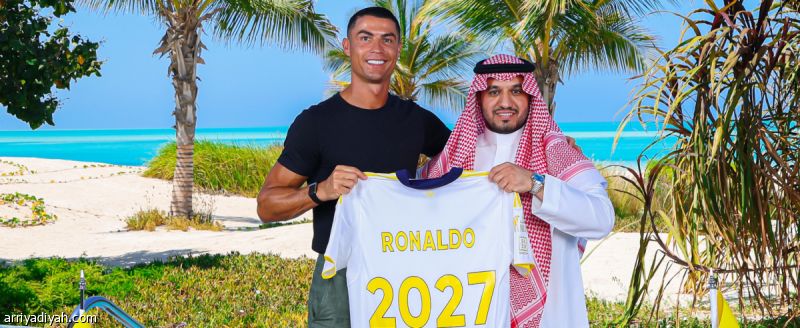 بعد تجديد الدون.. نجوم جددوا مسيرتهم بعد الأربعين.. من هم؟