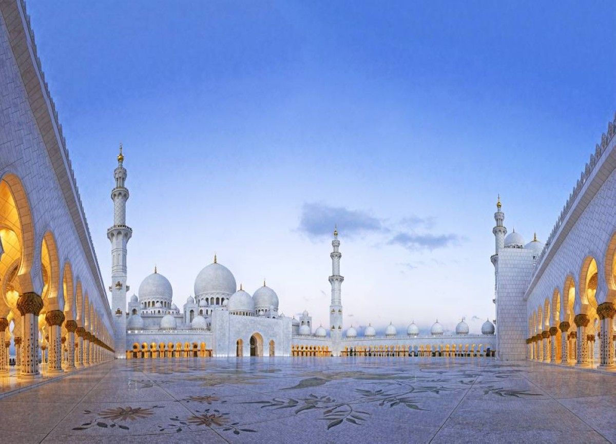 مركز جامع الشيخ زايد الكبير يصدر التقويم الهجري الجديد
