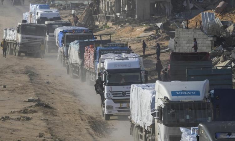 إسرائيل تعلن اغلاق دخول المساعدات إلى قطاع غزة إلى إشعار أخر