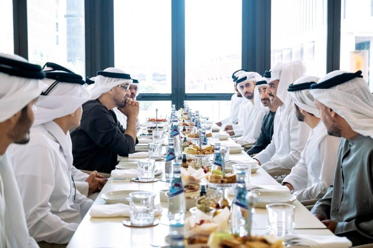 رئيس الدولة وأمير قطر: الحوار والحلول الدبلوماسية السبيل الوحيد لتجاوز أزمات المنطقة والعالم