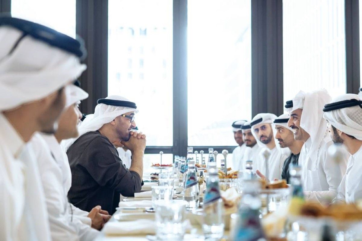 رئيس الدولة وأمير قطر: الحوار والحلول الدبلوماسية السبيل الوحيد لتجاوز أزمات المنطقة والعالم