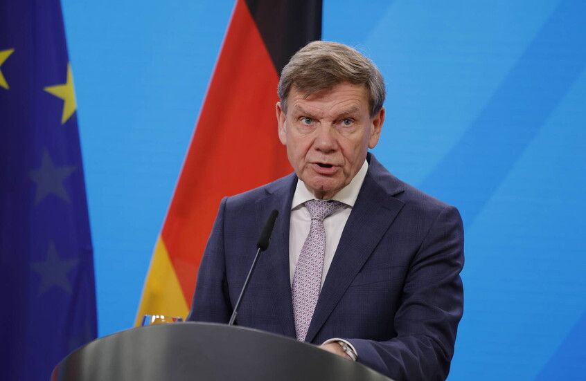 ألمانيا تدعو إيران للتراجع عن تعليق التعاون مع الوكالة الدولية للطاقة الذرية