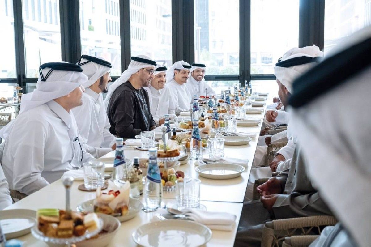 رئيس الدولة وأمير قطر: الحوار والحلول الدبلوماسية السبيل الوحيد لتجاوز أزمات المنطقة والعالم