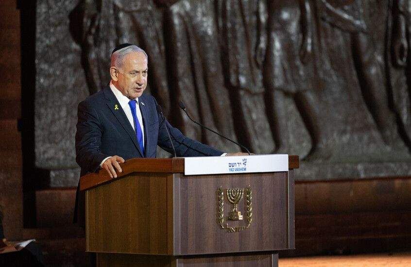 نتنياهو يطلب تأجيل استدعائه في قضايا فساد