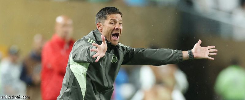 قبل اليوفي.. ألونسو يستعجل عودة مبابي