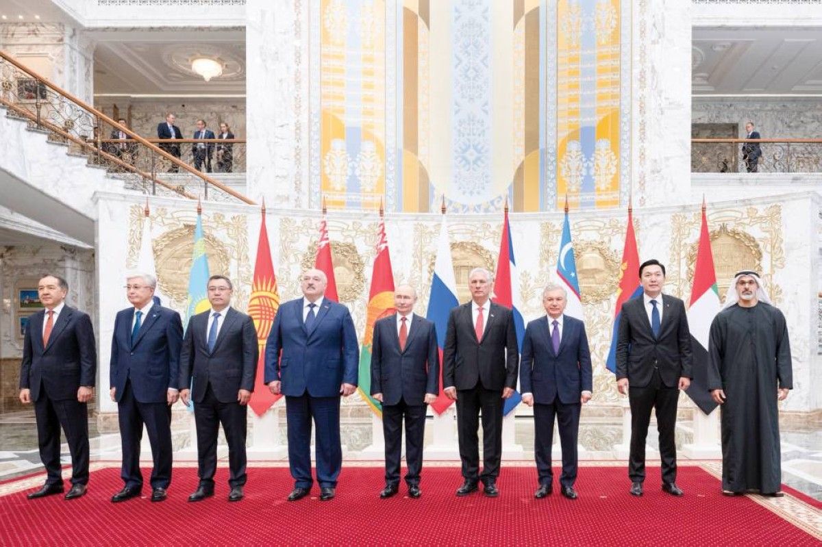 نيابة عن رئيس الدولة..ولي عهد أبوظبي يشارك في اجتماع المجلس الاقتصادي الأعلى للاتحاد الأوراسي