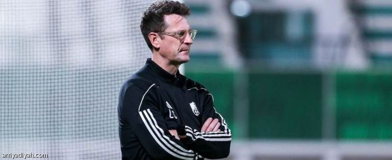 الأهلي يقيل كونجرتون دون التزامات مالية