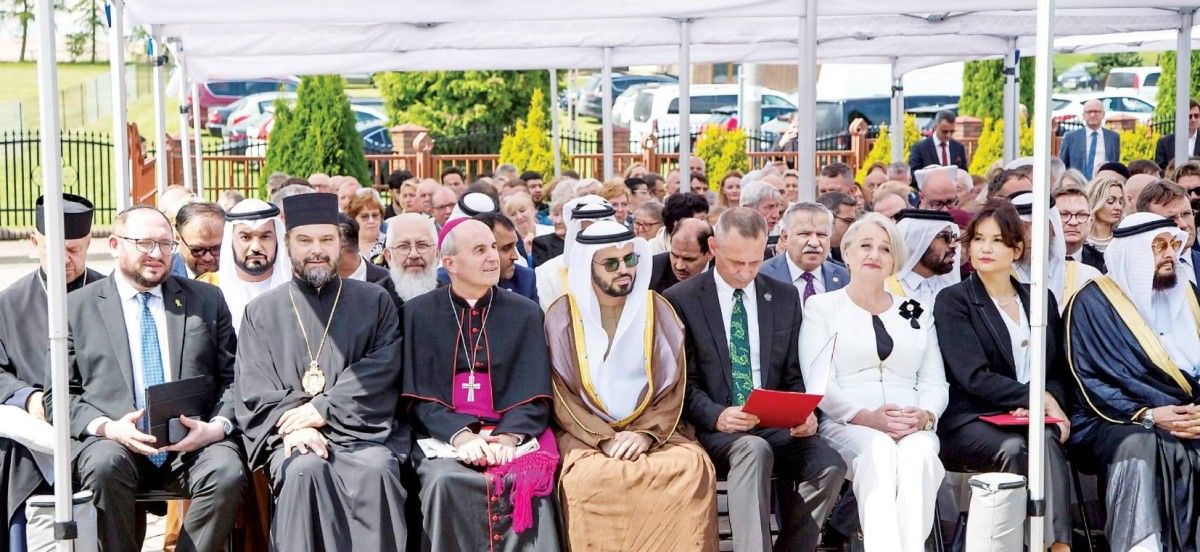 عمر الدرعي يستعرض في بولندا تجربة الإمارات بترسيخ قيم الاعتدال