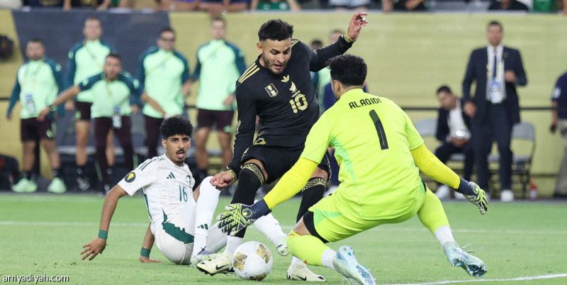 على غرار 3 ضيوف.. الأخضر يغادر الذهبية بثنائية المكسيك