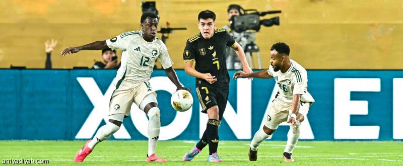 أصغر لاعبي الكأس الذهبية يظهر أمام الصقور