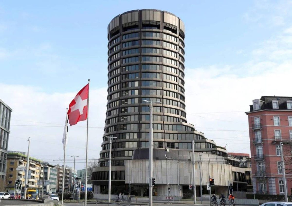 بنك التسويات الدولية: الاقتصاد العالمي يواجه «لحظة محورية»