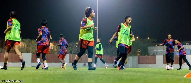الرياض يلغي فريق السيدات