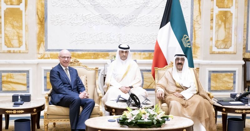 سمو الأمير يستقبل نائب رئيس مجلس إدارة مؤسسة الملك في المملكة المتحدة والمدير التنفيذي للتعليم