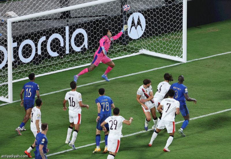 أمام إيدرسون.. سابع محاولات كوليبالي تنجح