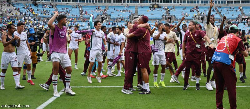 فلومينينسي يكسب الجولة الأولى.. وكانو أكبر هداف