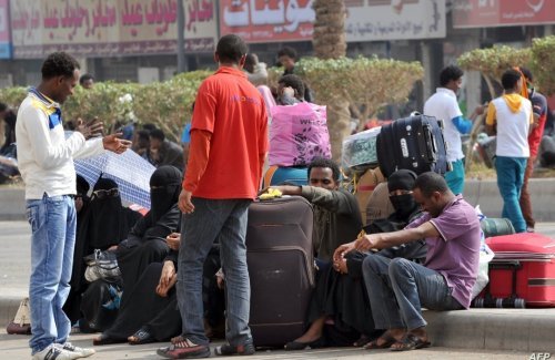 اعتبارًا من اليوم.. المقيمين في السعودية يصحون اليوم على قرار صادم بسعودة مهنة جديدة يعمل بها الكثير من الأجانب