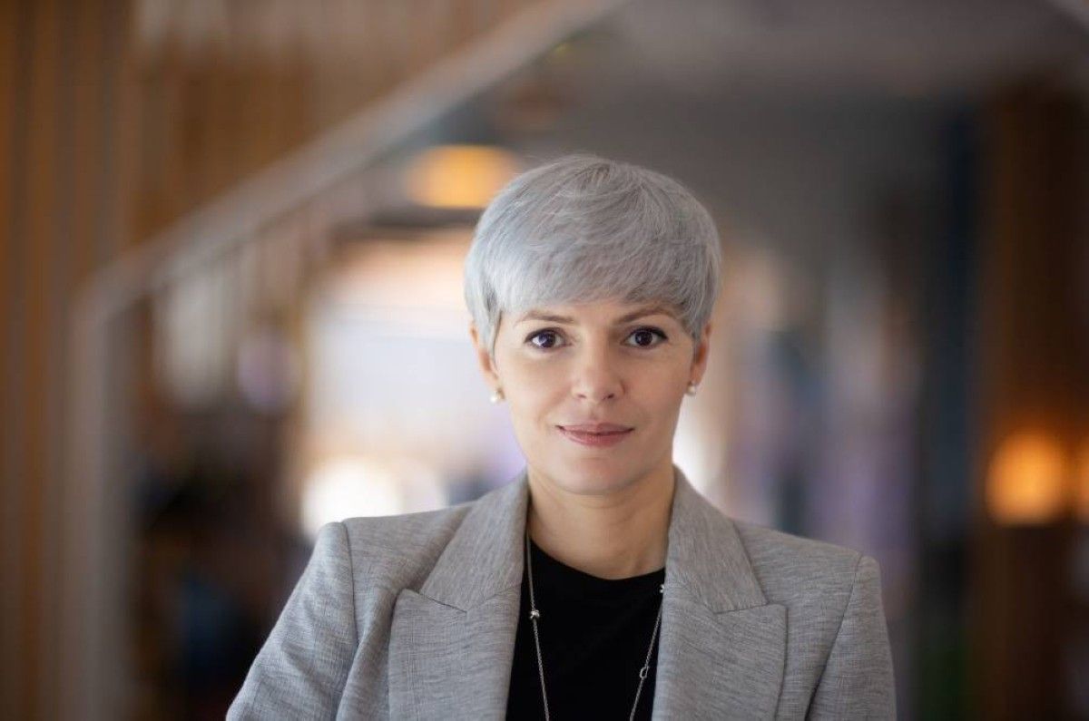 الإمارات في صدارة دول العالم في التسوق عبر الهاتف المحمول