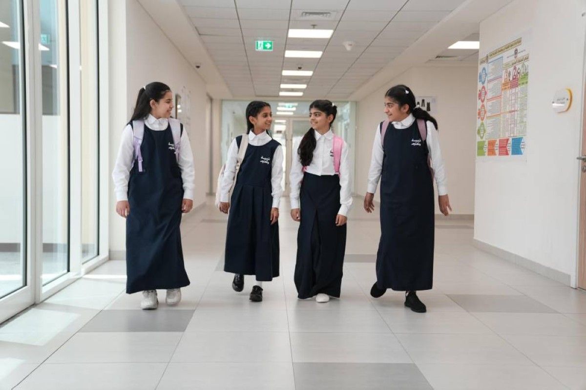 53 منفذاً لبيع الزي المدرسي في الإمارات