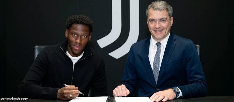 اليوفي يعزز الهجوم بهدّاف كندا التاريخي