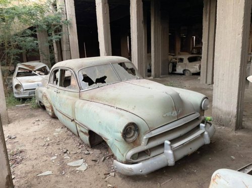 من التالف إلى النسيان! الطريقة السهلة لإسقاط السيارات القديمة في السعودية