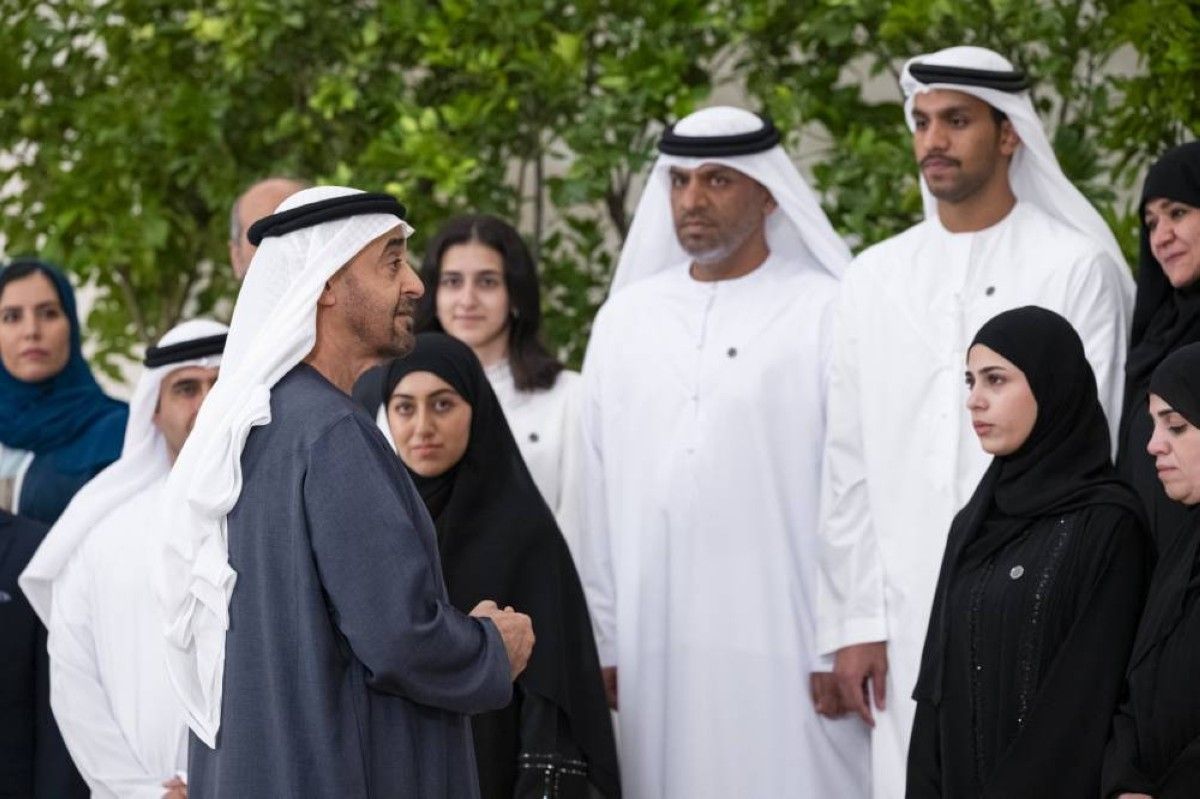 استقبل أوائل الثانوية.. محمد بن زايد: الإمارات تراهن على العلم لصنع المستقبل