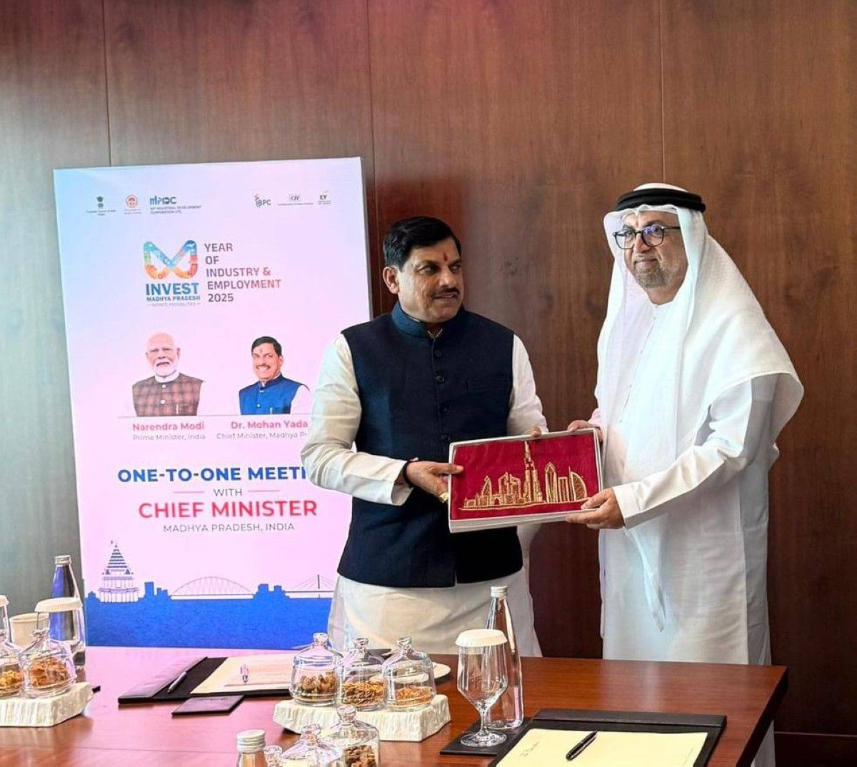 "غرف الإمارات" يبحث التعاون مع ولاية ماديا براديش الهندية