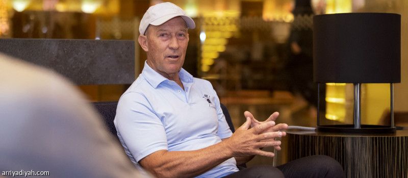 تكرار مُنجز كالديرون يغازل النصر وجيسوس