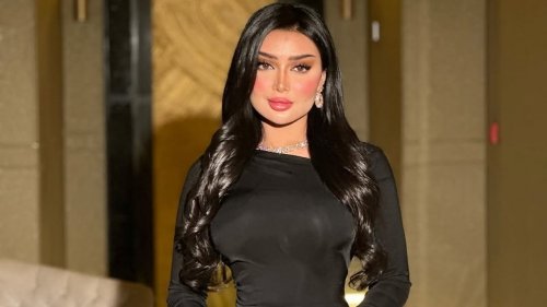 شاهدوا كيف انهارت مروج الرحيلي بعد تصويرها بهذه الوضعية بدون أن تعلم ونشر الصورة على انستجرام