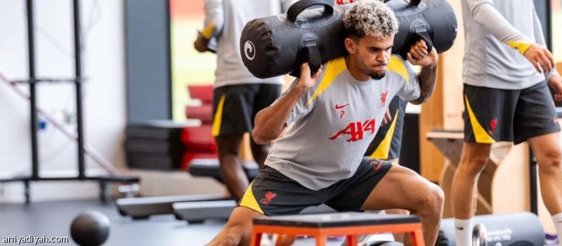 ليفربول يعرقل رحيل دياز إلى البايرن