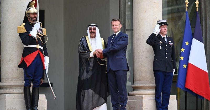ماكرون يرحب بزيارة سمو الأمير: تربطنا بالكويت صداقة ضاربة في جذور التاريخ