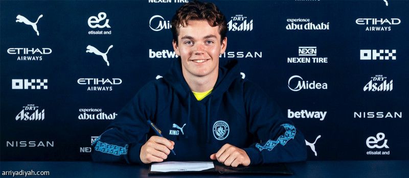 السيتي يبرم الصفقة الخامسة