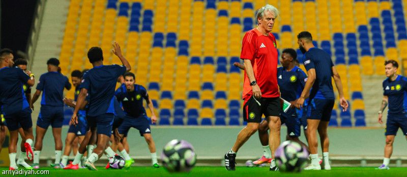 النصر ينطلق بـ 7 أجانب.. وآل الشيخ يجتمع مع جيسوس