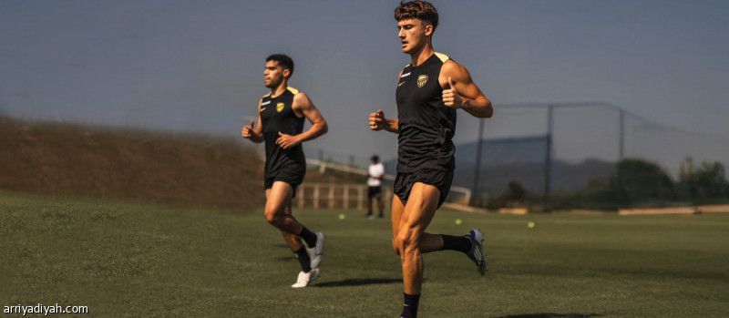 الغامدي اتحاديا حتى 2030