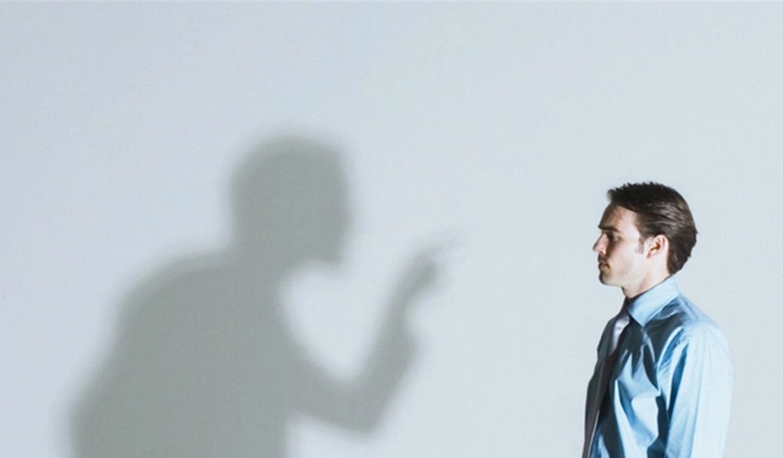 الأقوى نفسيًا بين الأبراج.. 4 شخصيات فلكية لا يهزمها النقد وتواجه التعليقات السلبية ببرود ناضج