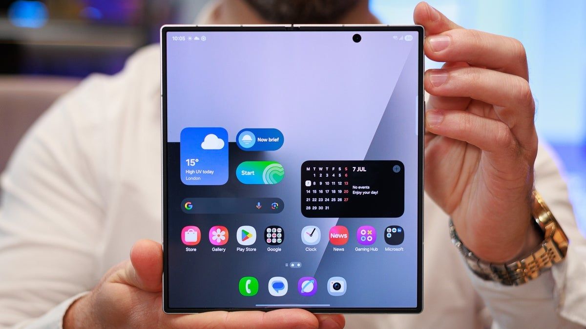 تسريبات: Galaxy Z Fold 8 قد يقضي على أكثر عيوب الهواتف القابلة للطي إزعاجًا