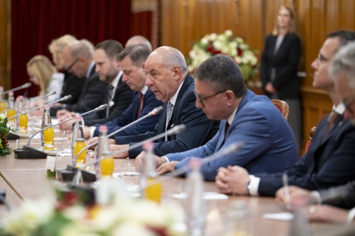 رئيس الدولة: الإمارات حريصة على مواصلة بناء جسور التعاون التنموي مع المجر