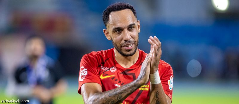 الاتفاق قدم العرض الأعلى.. و«أوبا» يختار مرسيليا