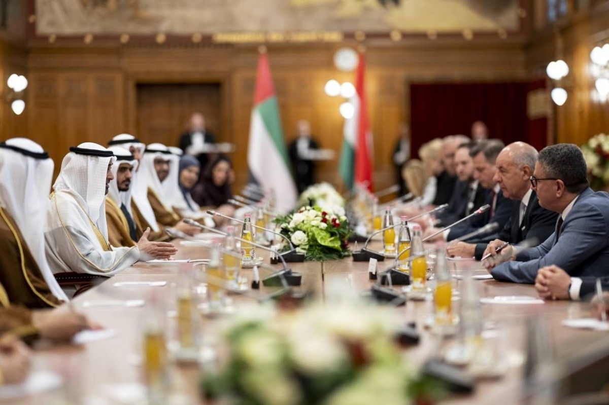 رئيس الدولة: الإمارات حريصة على مواصلة بناء جسور التعاون التنموي مع المجر