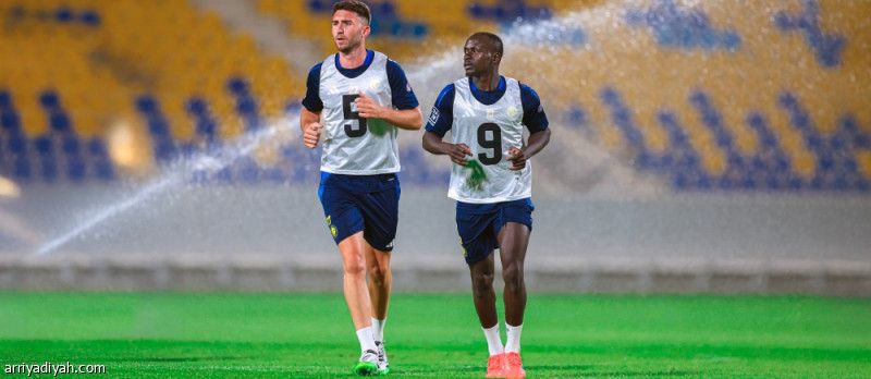 قرار فني يبعد لابورت وأوتافيو عن معسكر النصر