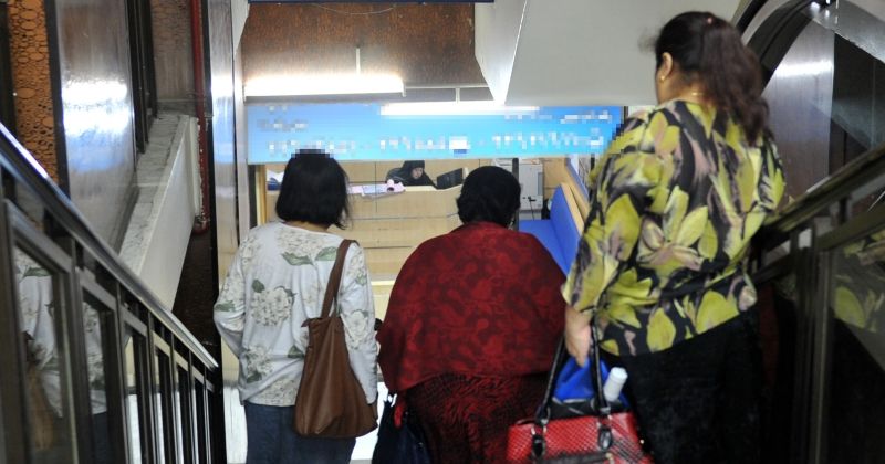 النيبالية بديلة الفلبينية في المنازل