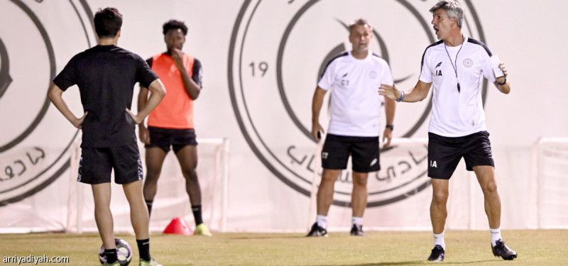 الشباب.. مغادرة الأسطا شخصية.. وإلغاء واستحداث مناصب