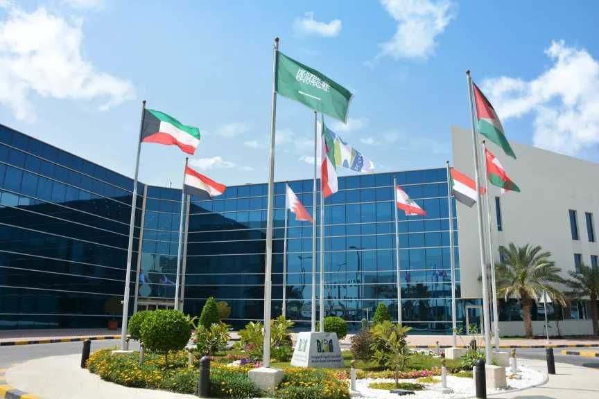 جامعة معترف بها دوليًا وبأسعار تنافسية.. إليك كل ما تحتاجه عن رسوم الجامعة العربية المفتوحة 2025