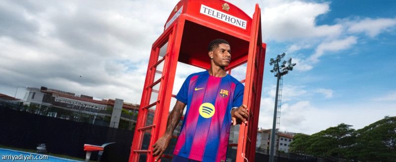 رسميا.. برشلونة يستعير راشفورد 12 شهرا