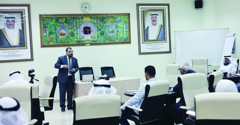 جانب من ورشة الهيئة الخيرية بالشراكة مع «الشؤون»