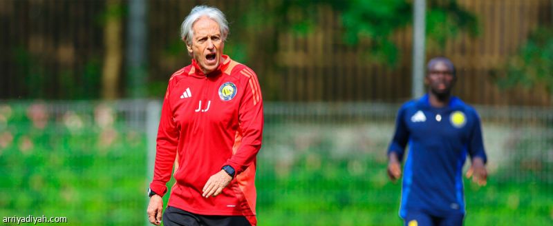 النصر.. جيسوس يكسر الملل