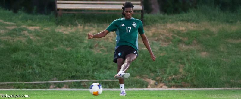 الأخضر يدخل اختبار اليابان