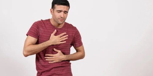 لا تنتظر حتى يفوت الأوان.. تعرف على محفزات ارتجاع المريء من مدينة الملك عبدالله الطبية