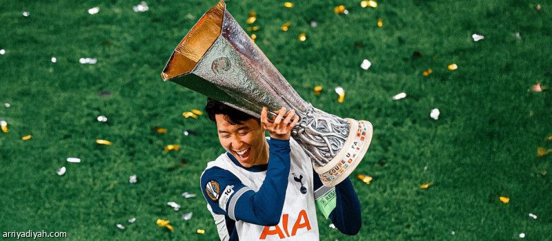 لوس أنجليس يعوض جيرو بقائد توتنام