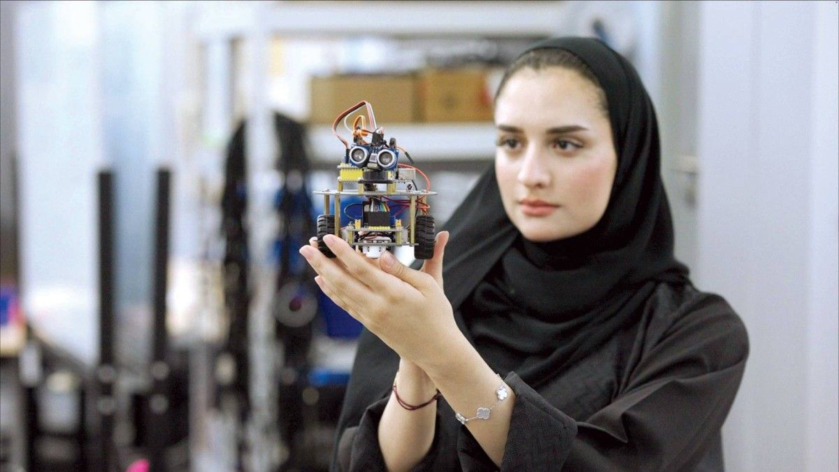 جامعة الإمارات تتقدم 100 مركز في التصنيف الدولي والإقليمي