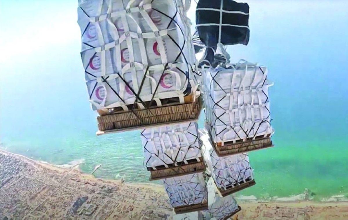 الإمارات تواصل إسقاط المساعدات لليوم الـ2 على التوالي فوق غزة